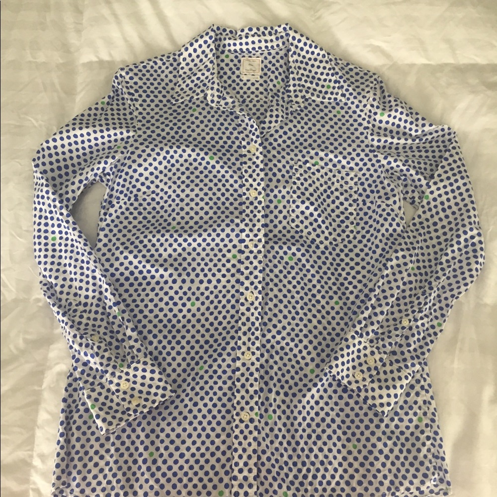 GAP button down blouse. White w/blue dots